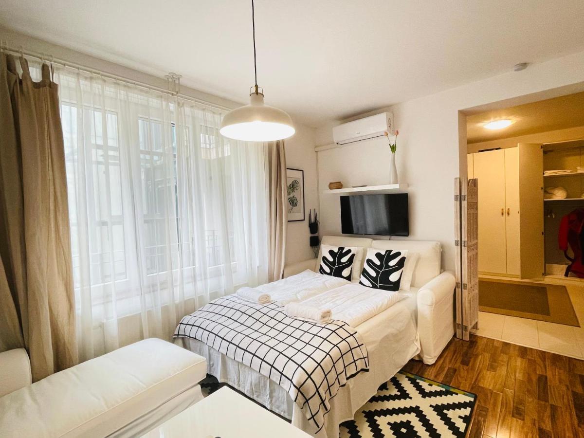 Peony Szekely Mihaly - Free Garage Apartament Budapeszt